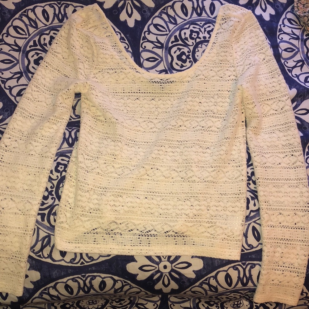 American Eagle Whit Lace Shirt